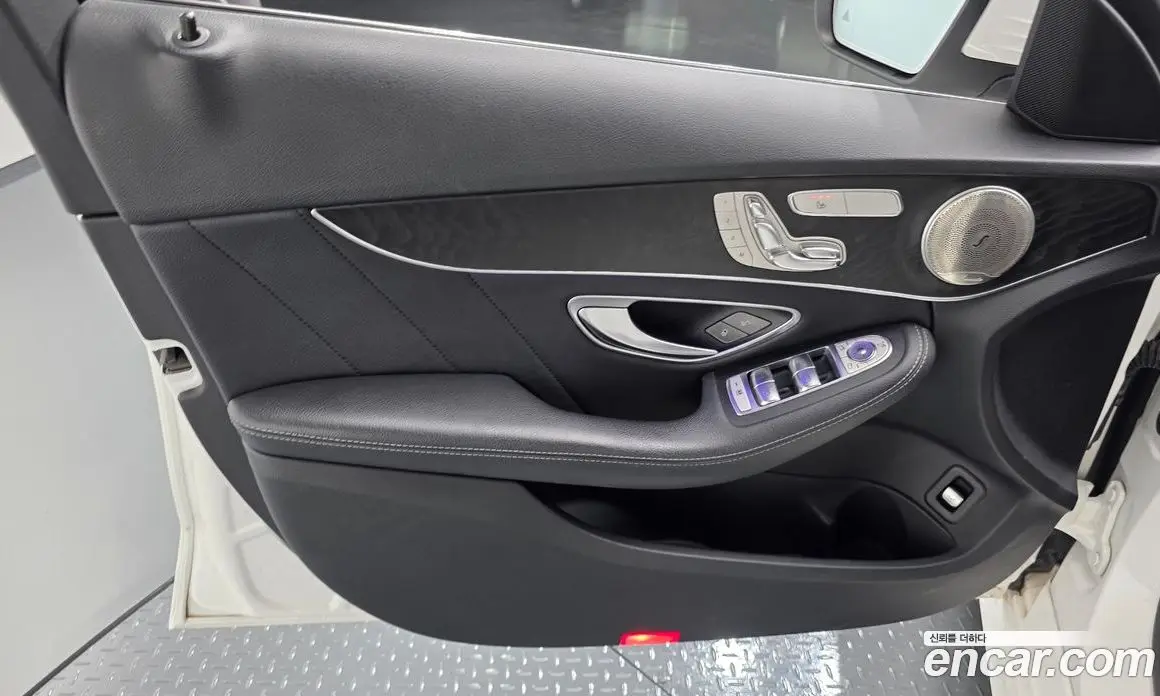 Mercedes-Benz C-Class 2019 1.9 автомат (гидро), фото 13