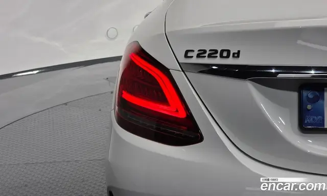 Mercedes-Benz C-Class 2019 1.9 автомат (гидро), миниатюра 8