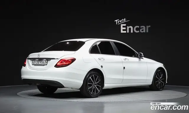 Mercedes-Benz C-Class, 2019, 76 991 км