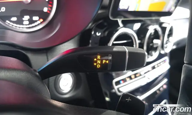 Mercedes-Benz C-Class 2019 2.0 автомат (гидро), миниатюра 11