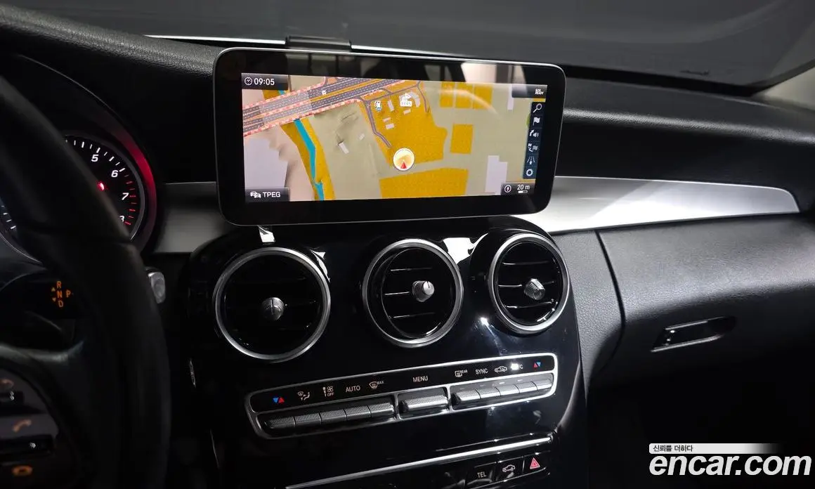 Mercedes-Benz C-Class 2019 2.0 автомат (гидро), фото 20