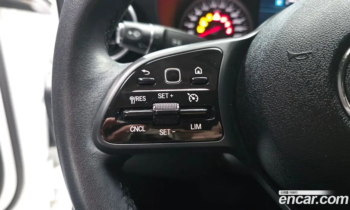 Mercedes-Benz C-Class 2019 2.0 автомат (гидро), фото 28
