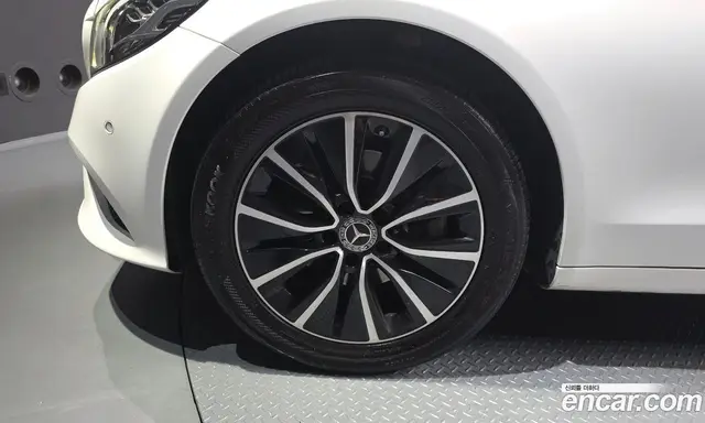 Mercedes-Benz C-Class 2019 2.0 автомат (гидро), миниатюра 4