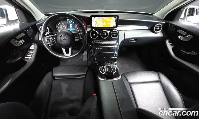 Mercedes-Benz C-Class 2019 2.0 автомат (гидро), миниатюра 9