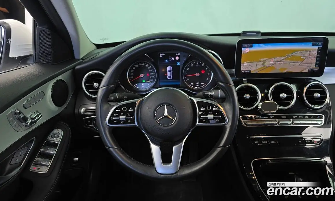 Mercedes-Benz C-Class 2020 2.0 автомат (гидро), фото 13