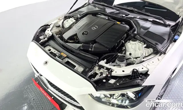 Mercedes-Benz C-Class 2023 2.0 автомат (гидро), миниатюра 6