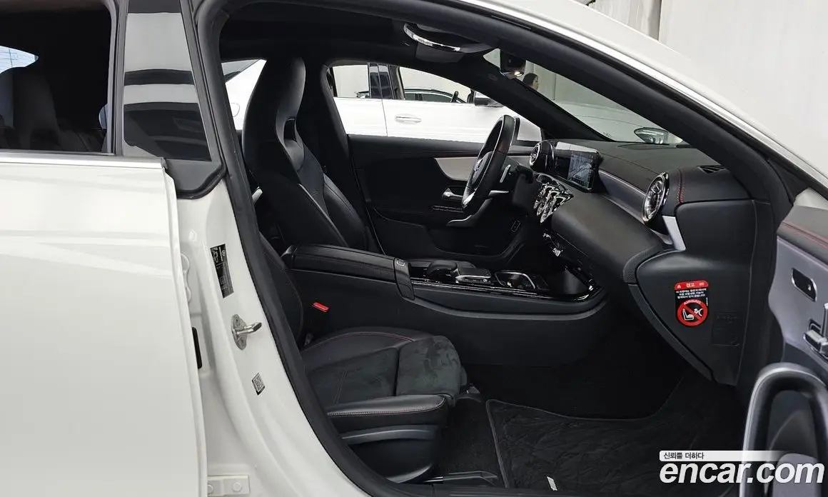 Mercedes-Benz CLA-Class 2022 2.0 автомат (гидро), фото 11