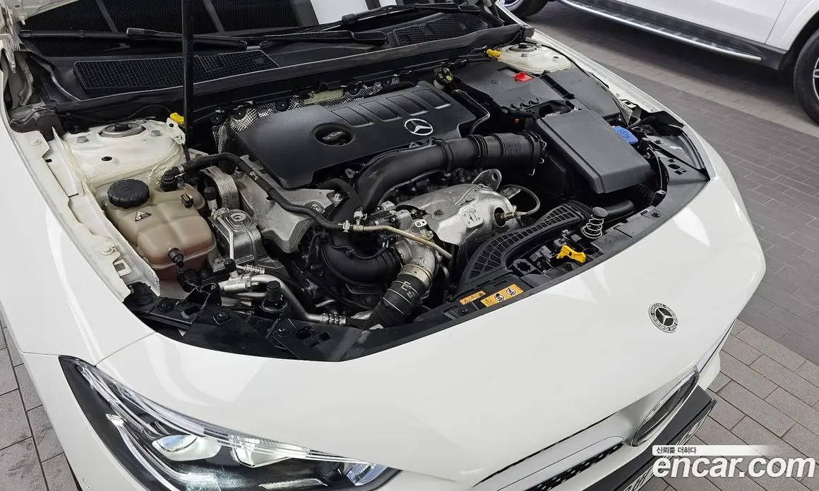 Mercedes-Benz CLA-Class 2022 2.0 автомат (гидро), фото 6