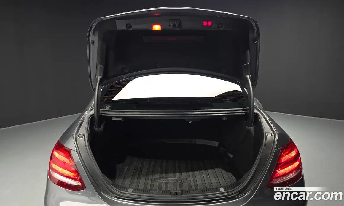 Mercedes-Benz E-Class 2018 2.0 автомат (гидро), фото 25