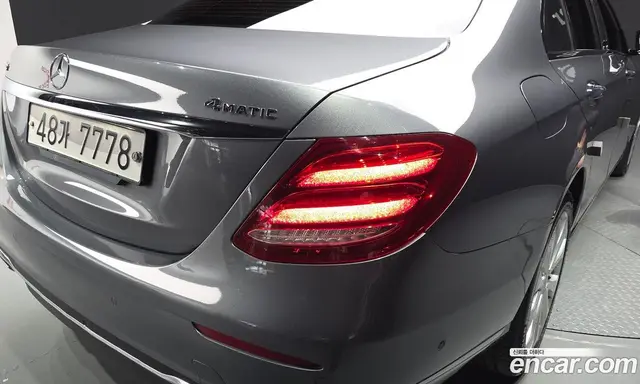Mercedes-Benz E-Class 2018 2.0 автомат (гидро), миниатюра 8
