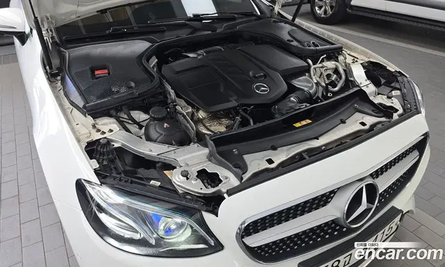 Mercedes-Benz E-Class 2018 1.9 автомат (гидро), миниатюра 6