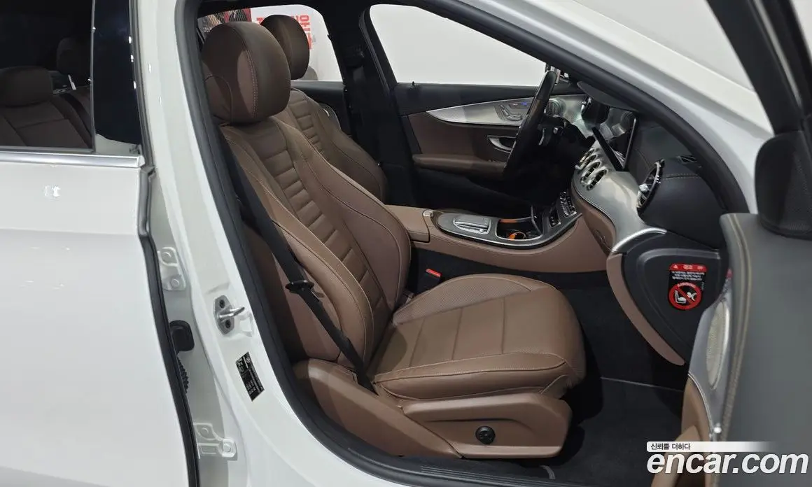Mercedes-Benz E-Class 2021 2.0 автомат (гидро), фото 16