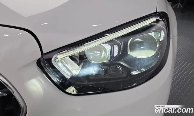 Mercedes-Benz E-Class 2021 2.0 автомат (гидро), миниатюра 8