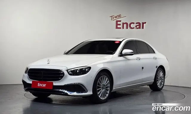 Mercedes-Benz E-Class 2021 2.0 автомат (гидро), миниатюра 2