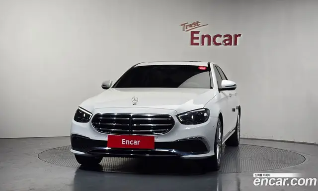 Mercedes-Benz E-Class 2021 2.0 автомат (гидро), миниатюра 4
