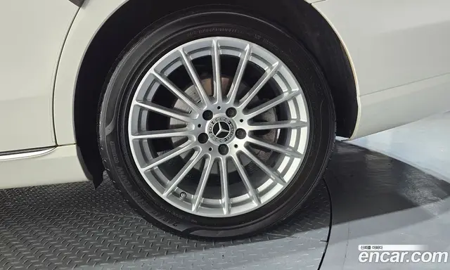 Mercedes-Benz E-Class 2021 2.0 автомат (гидро), миниатюра 8