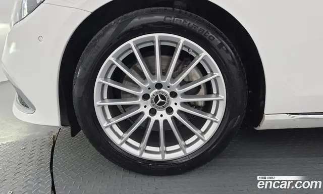 Mercedes-Benz E-Class 2021 2.0 автомат (гидро), миниатюра 5