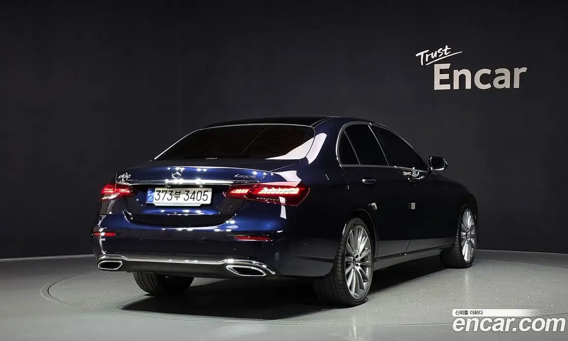 Mercedes-Benz E-Class 2023 3.0 автомат (гидро), фото 2 Mercedes-Benz E-Class 2023 3.0 автомат (гидро), фото 2