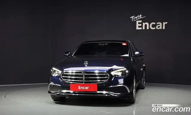 Mercedes-Benz E-Class 2023 3.0 автомат (гидро), миниатюра 3 Mercedes-Benz E-Class 2023 3.0 автомат (гидро), миниатюра 3