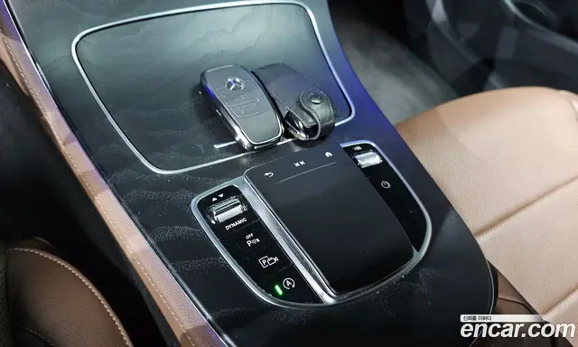 Mercedes-Benz E-Class 2023 2.0 автомат (гидро), миниатюра 9