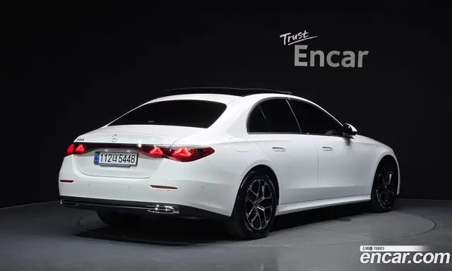 Mercedes-Benz E-Class 2025 2.0 автомат (гидро), миниатюра 2