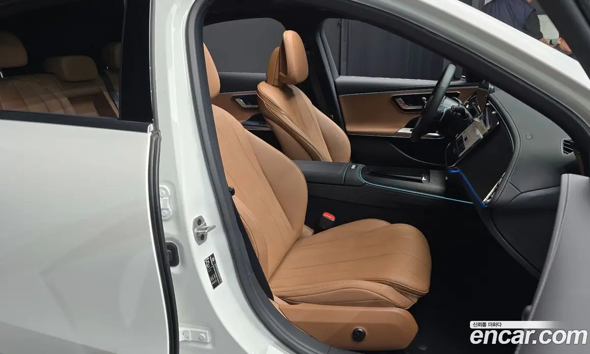 Mercedes-Benz E-Class 2025 2.0 автомат (гидро), фото 17