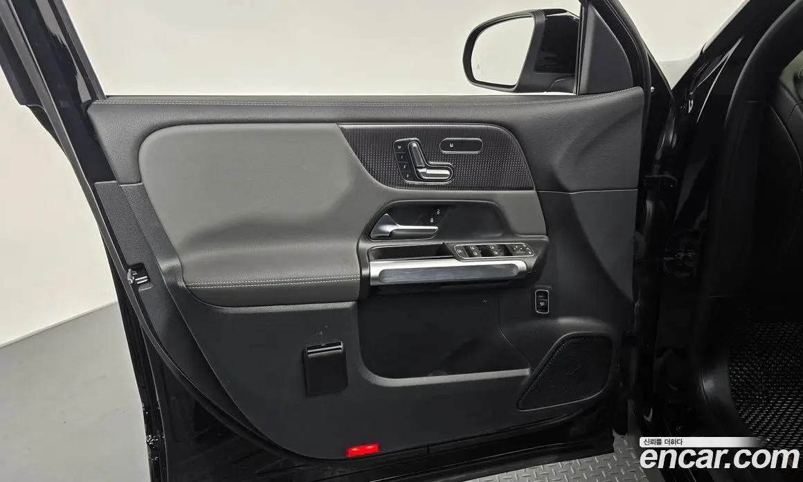 Mercedes-Benz EQB 2022 0.2 автомат (гидро), фото 14