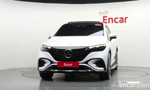 Mercedes-Benz EQE 2023 0.3 автомат (гидро), миниатюра 2