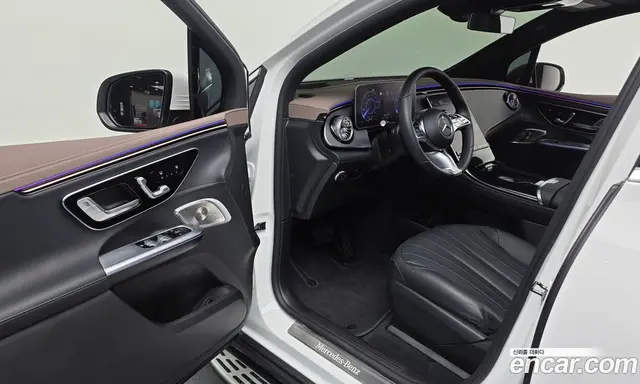 Mercedes-Benz EQE 2023 0.3 автомат (гидро), миниатюра 12