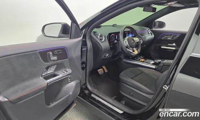 Mercedes-Benz GLA-Class 2020 2.0 автомат (гидро), миниатюра 12