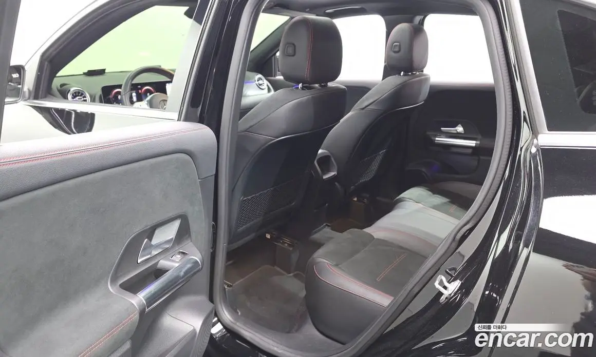 Mercedes-Benz GLA-Class 2020 2.0 автомат (гидро), фото 17