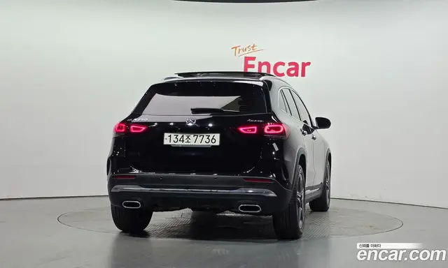 Mercedes-Benz GLA-Class 2020 2.0 автомат (гидро), миниатюра 3
