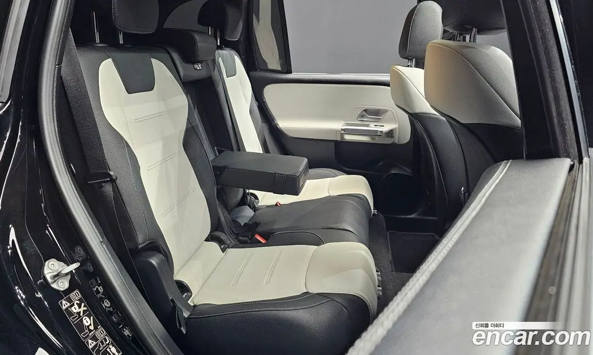 Mercedes-Benz GLB-Class 2021 2.0 автомат (гидро), фото 11