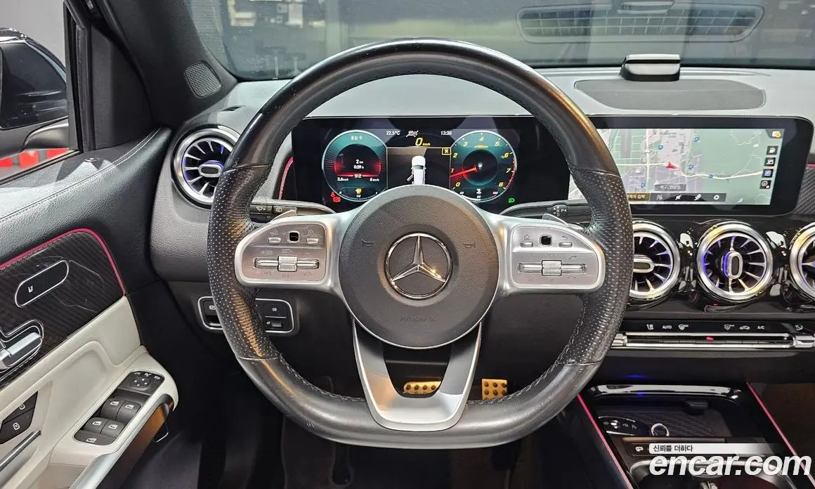 Mercedes-Benz GLB-Class 2021 2.0 автомат (гидро), фото 12