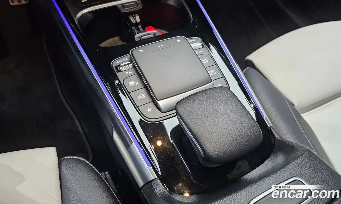 Mercedes-Benz GLB-Class 2021 2.0 автомат (гидро), фото 18