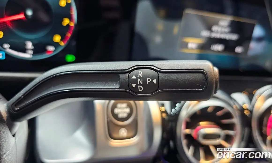 Mercedes-Benz GLB-Class 2021 2.0 автомат (гидро), фото 9
