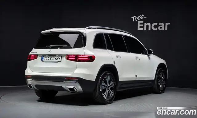 Mercedes-Benz GLB-Class 2024 1.9 автомат (гидро), миниатюра 2