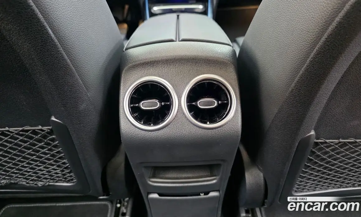 Mercedes-Benz GLB-Class 2024 1.9 автомат (гидро), фото 18