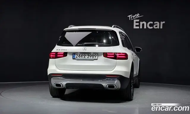 Mercedes-Benz GLB-Class 2024 1.9 автомат (гидро), миниатюра 4