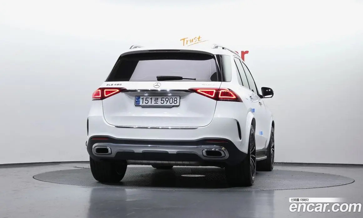 Mercedes-Benz GLE-Class 2023 3.0 автомат (гидро), фото 4