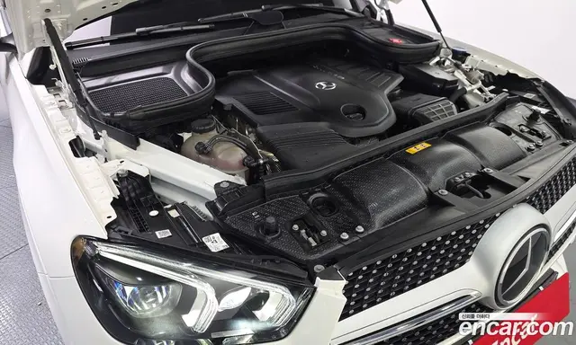 Mercedes-Benz GLE-Class 2023 3.0 автомат (гидро), миниатюра 6