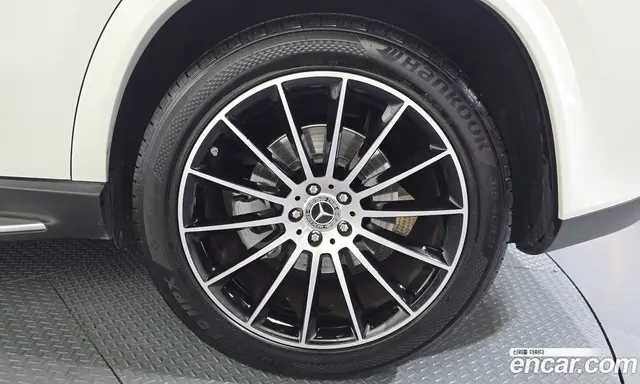 Mercedes-Benz GLE-Class 2023 3.0 автомат (гидро), миниатюра 7