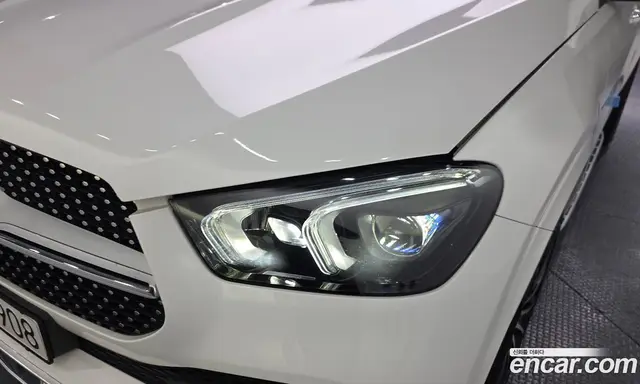 Mercedes-Benz GLE-Class 2023 3.0 автомат (гидро), миниатюра 8