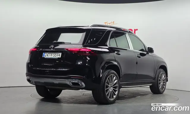 Mercedes-Benz GLE-Class 2024 3.0 автомат (гидро), миниатюра 2