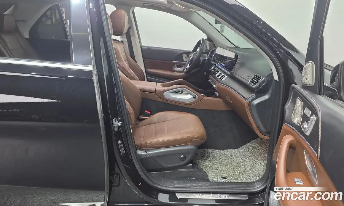Mercedes-Benz GLE-Class 2024 3.0 автомат (гидро), фото 11