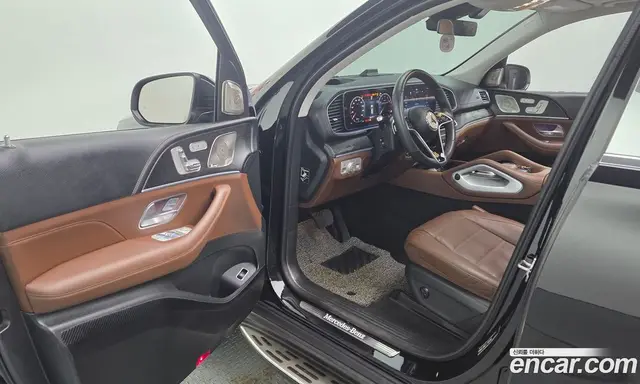 Mercedes-Benz GLE-Class 2024 3.0 автомат (гидро), миниатюра 10
