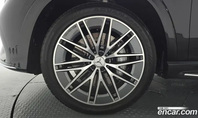 Mercedes-Benz GLE-Class 2026 3.0 автомат (гидро), миниатюра 4