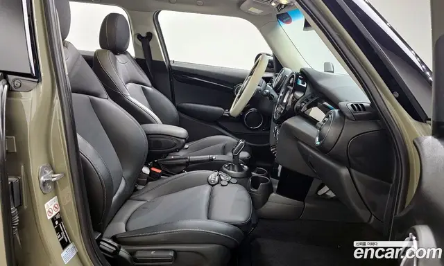 Mini Cooper 2019 1.5 автомат (гидро), миниатюра 11