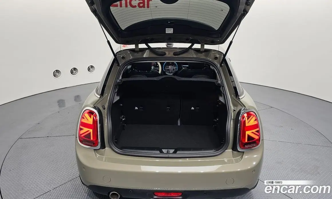 Mini Cooper 2019 1.5 автомат (гидро), фото 20