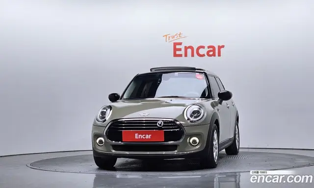 Mini Cooper 2019 1.5 автомат (гидро), миниатюра 3